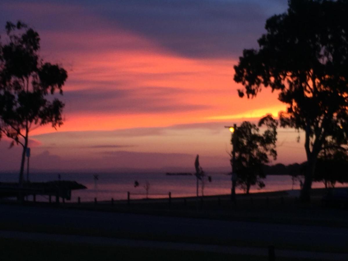 Bribie Waterways Motel Bongaree Esterno foto