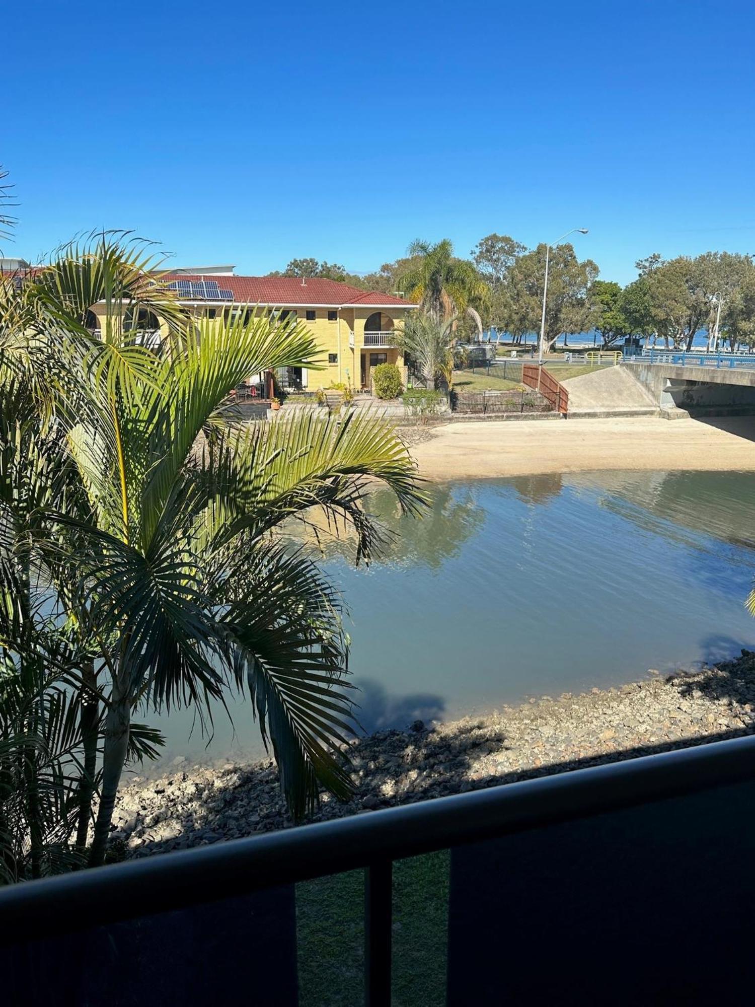Bribie Waterways Motel Bongaree Esterno foto