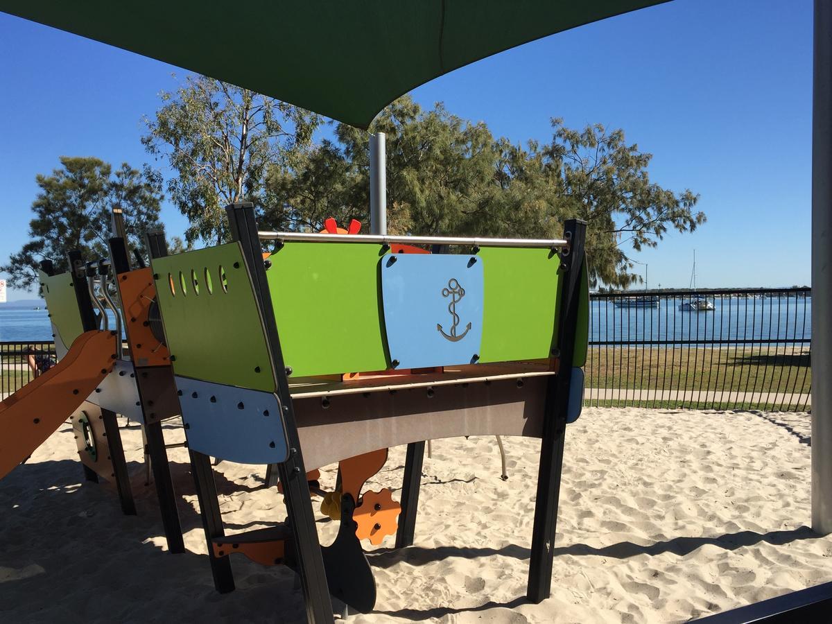 Bribie Waterways Motel Bongaree Esterno foto