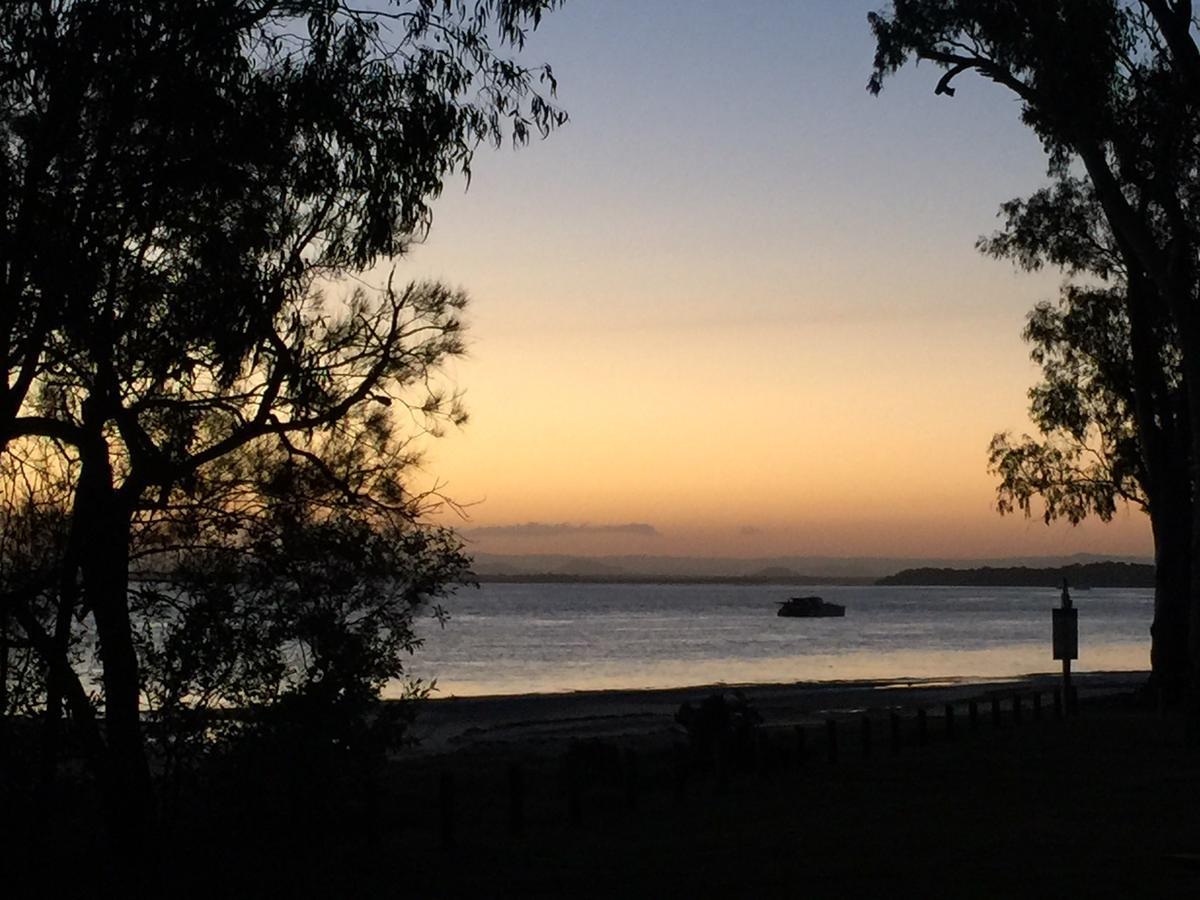 Bribie Waterways Motel Bongaree Esterno foto
