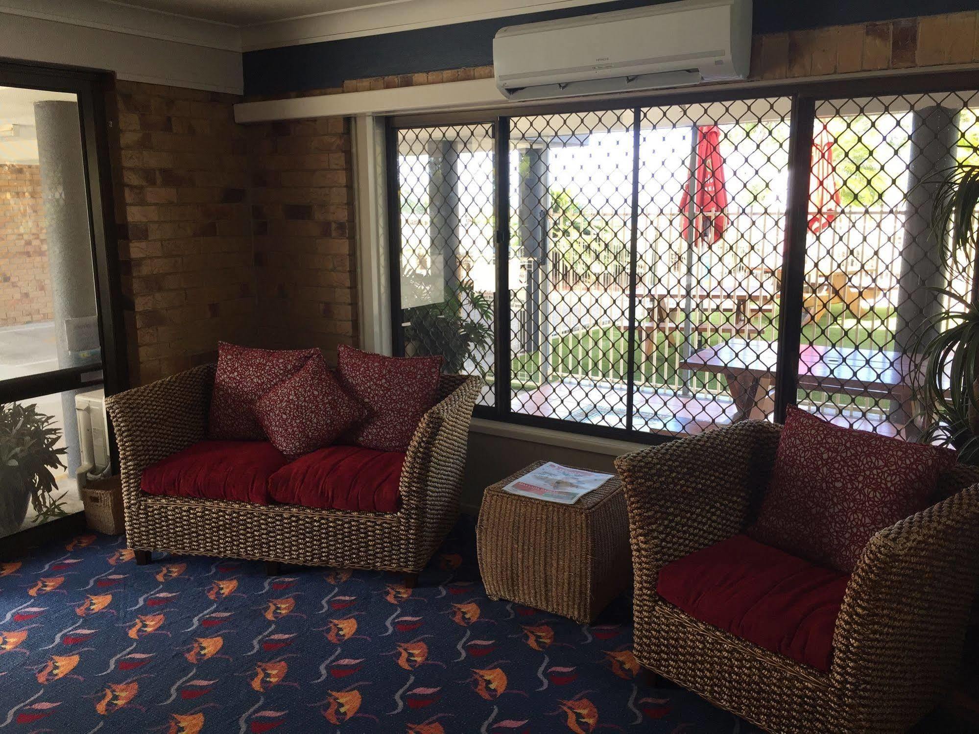 Bribie Waterways Motel Bongaree Esterno foto