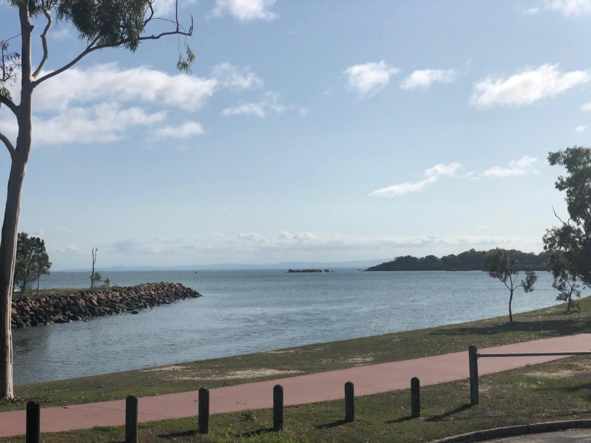 Bribie Waterways Motel Bongaree Esterno foto